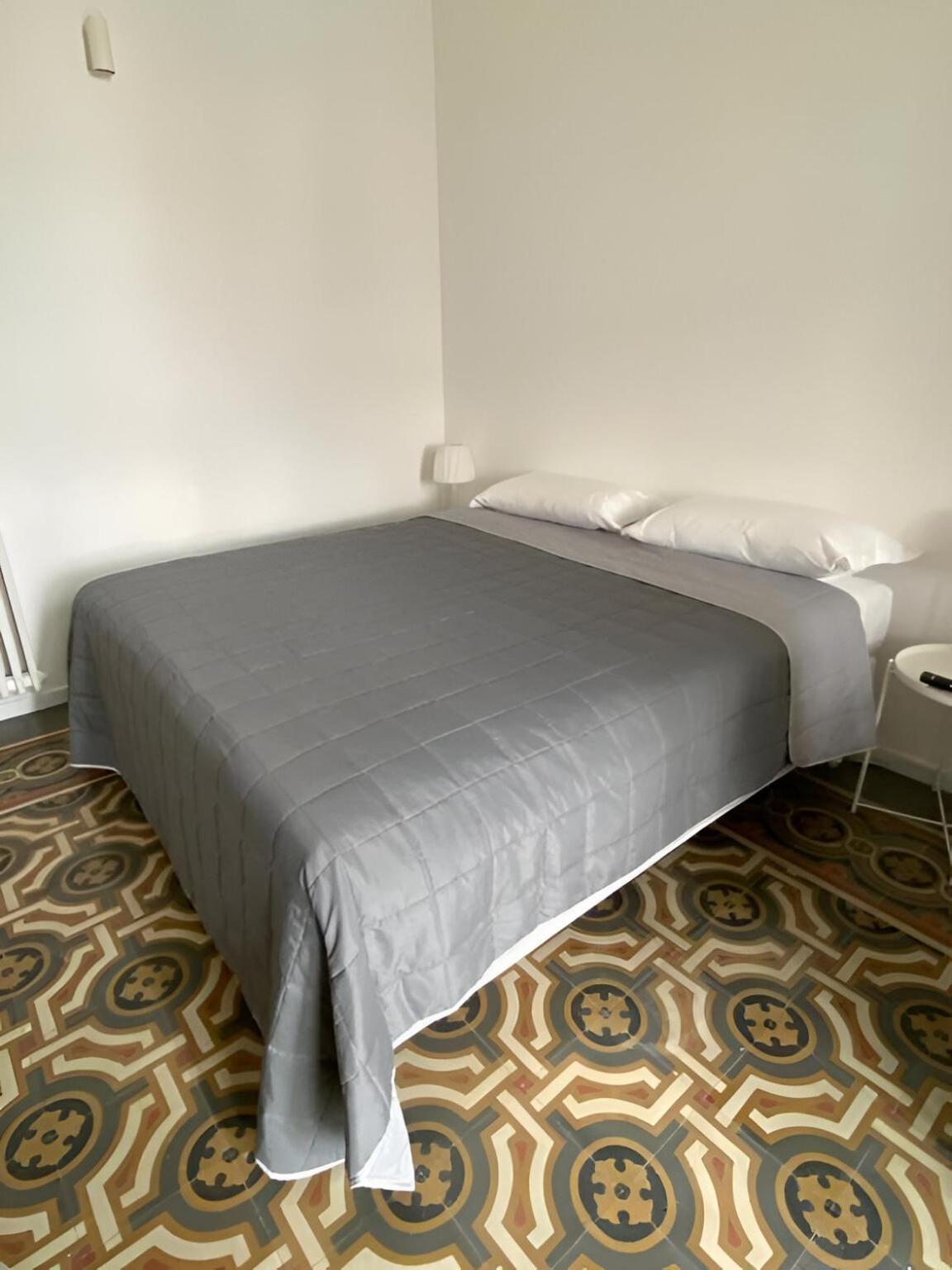 Bari Landlord 242 - Central Station Apartments المظهر الخارجي الصورة