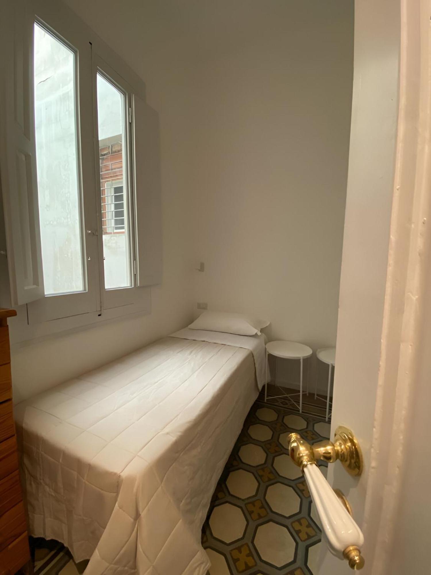 Bari Landlord 242 - Central Station Apartments المظهر الخارجي الصورة