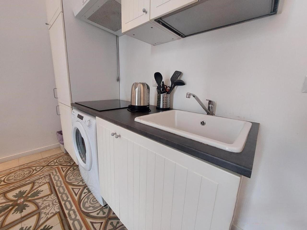 Bari Landlord 242 - Central Station Apartments المظهر الخارجي الصورة