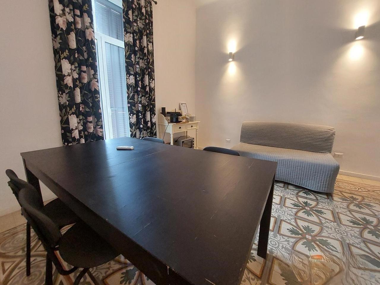 Bari Landlord 242 - Central Station Apartments المظهر الخارجي الصورة