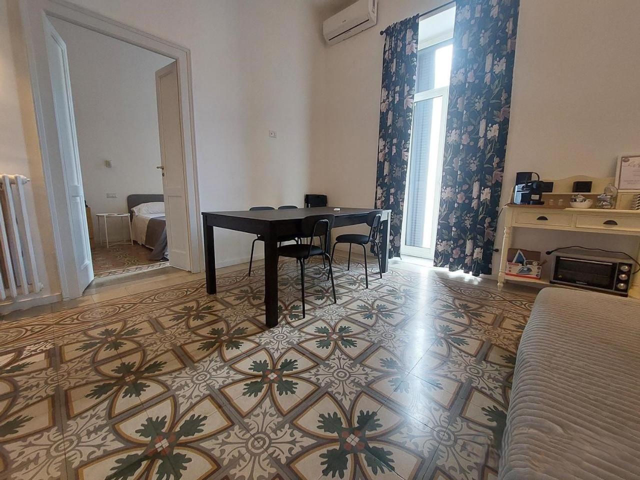 Bari Landlord 242 - Central Station Apartments المظهر الخارجي الصورة